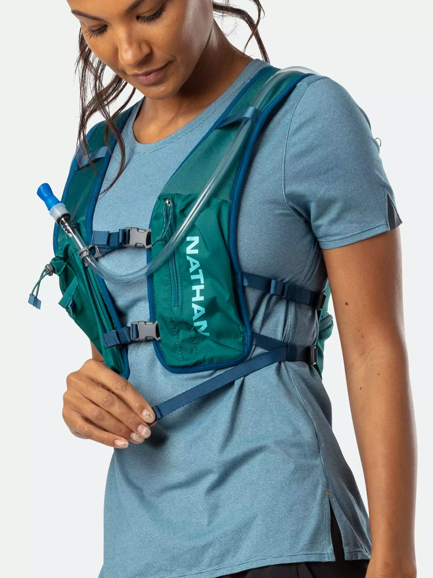 Nathan QuickStart 2.0 4 Liter Hydration Pack - NS30270-50049 6 Nathan QuickStart 2.0 4 Liter Hydration Pack - NS30270-50049 - Image 4