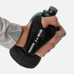 Nathan QuickSqueeze Lite 18 Oz. Handheld - NS40120-00030 -Accessories Store Online NS40120 00030 18oz QuickSqueezeLite18 onBody 2