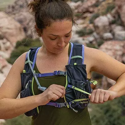 Women's Nathan VaporAiress 2.0 Hydration Pack NS4727-0521 5 Women's Nathan VaporAiress 2.0 Hydration Pack NS4727-0521 - Image 3