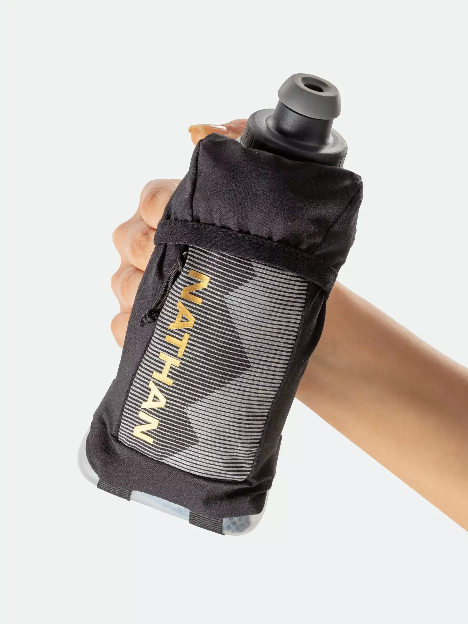 Nathan QuickSqueeze 12 Oz. Insulated Handheld - NS70300-00108 5 Nathan QuickSqueeze 12 Oz. Insulated Handheld - NS70300-00108 - Image 3