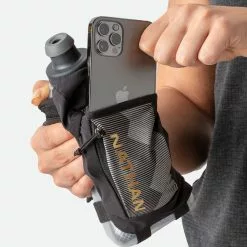 Nathan QuickSqueeze 12 Oz. Insulated Handheld - NS70300-00108 14 Nathan QuickSqueeze 12 Oz. Insulated Handheld - NS70300-00108 -Accessories Store Online NS70300 00108 QuickSqueezeIns12oz onBody 4