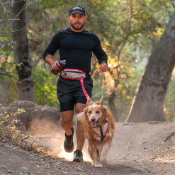 Nathan K9 Waist Pack With Dog Leash NS8511-0579-00 -Accessories Store Online NS8511 0579 K9RunnersWaistpack w Leash Lifestyle 1